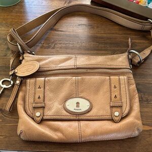 Vintage Fossil Light Brown Leather Crossbody Bag